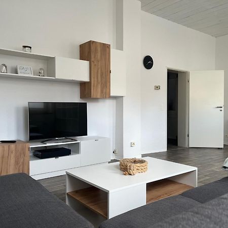 Frisch Renoviert - Ruhig Aber Dennoch Sehr Zentral Gelegen Apartment วิลเฮล์มฮาเฟน ภายนอก รูปภาพ